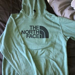 Men’s North Face Hoodie